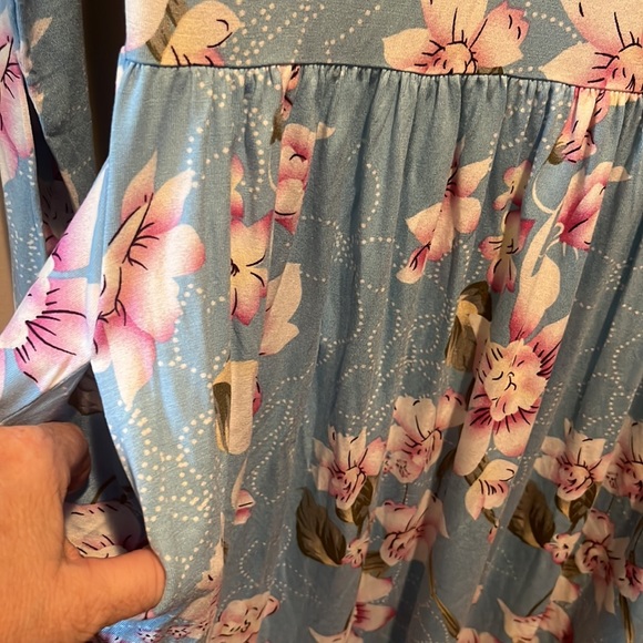 Gorgeous Boutique Dress Brand New with Tags! - Picture 5 of 6